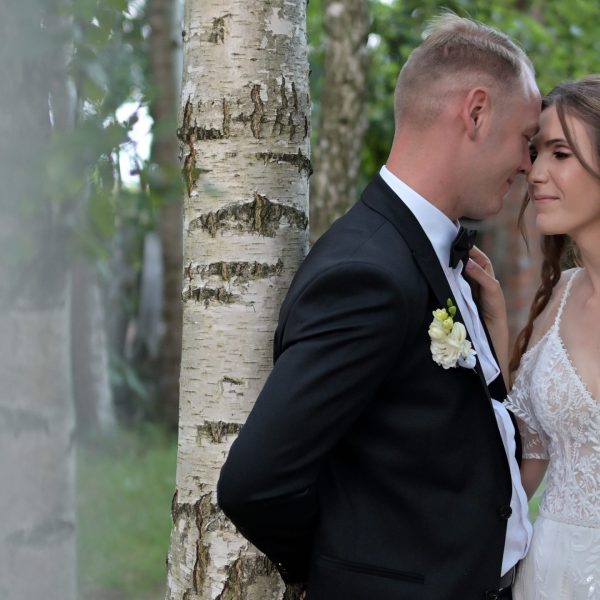 Kadr z filmu ślubnego stworzonego przez Craft Media Studio